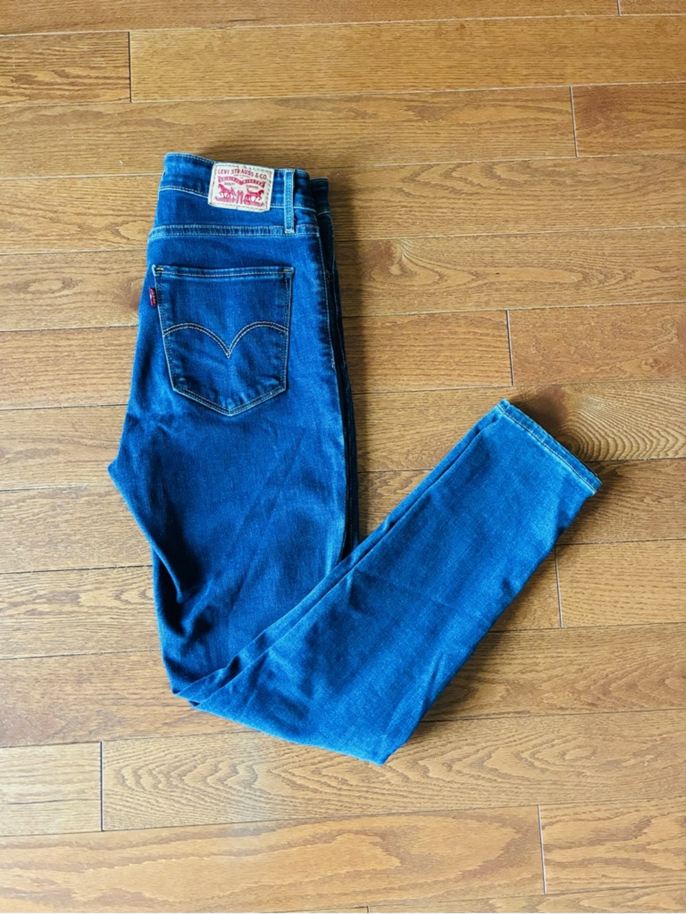 Levi's 721 Women's Deep Blue Skinny Jeans